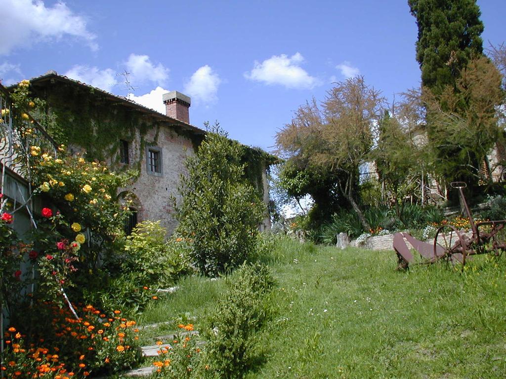 Agriturismo Poggio Ai Grilli Villa Gambassi Terme Exterior photo